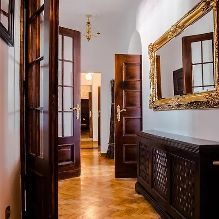 Halby Luxury Chmielna 73b Guest house *
