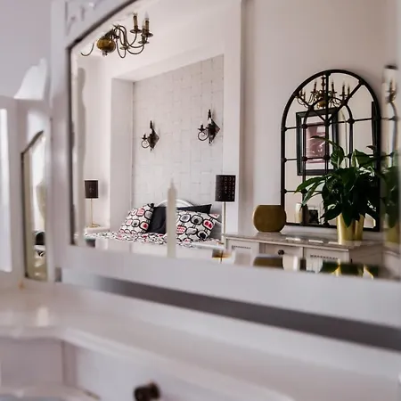 Halby Luxury Chmielna 73b Guest house Warsaw