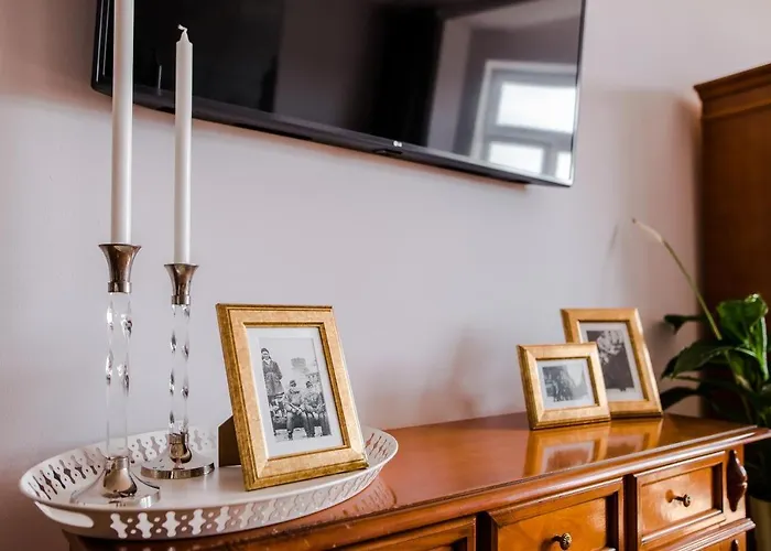 Konukevi Halby Luxury Chmielna 73b *