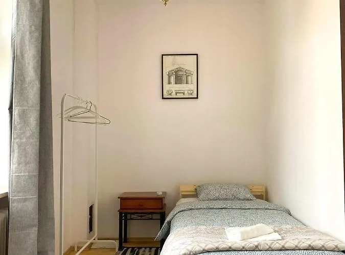 Halby Luxury Chmielna 73b *