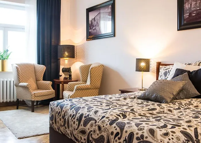 Konukevi Halby Luxury Chmielna 73b