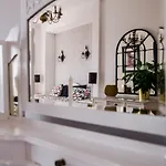 Halby Luxury Chmielna 73b Pensionat Warszawa