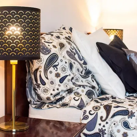 Gasthuis Halby Luxury Chmielna 73b *