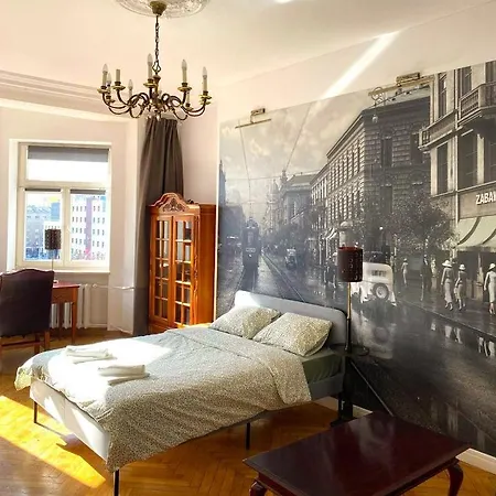 Gasthuis Halby Luxury Chmielna 73b *